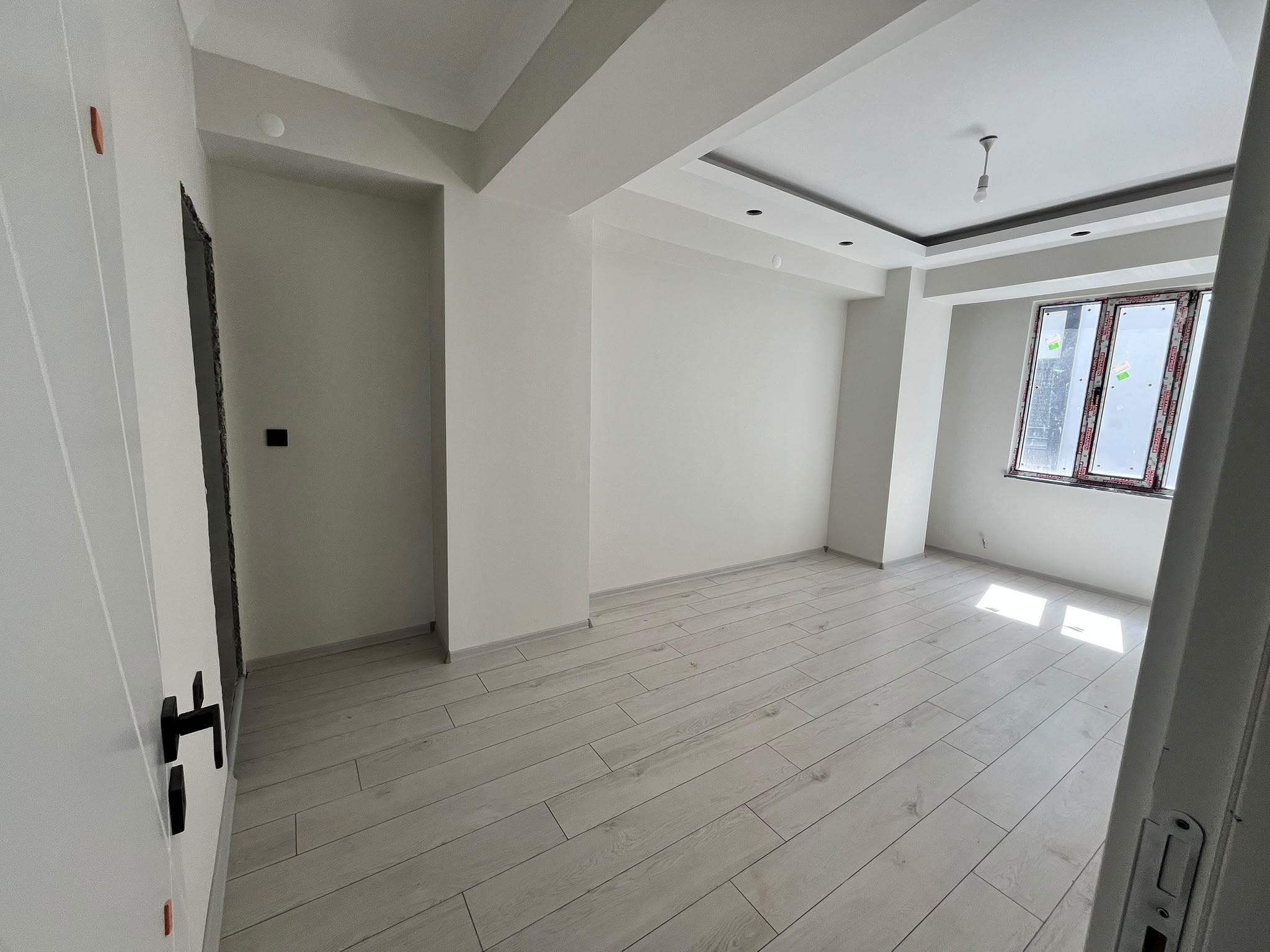 MABEL'DEN TAŞKOLU İNŞAATTA  SATILIK 2+0 LÜKS DAİRE!